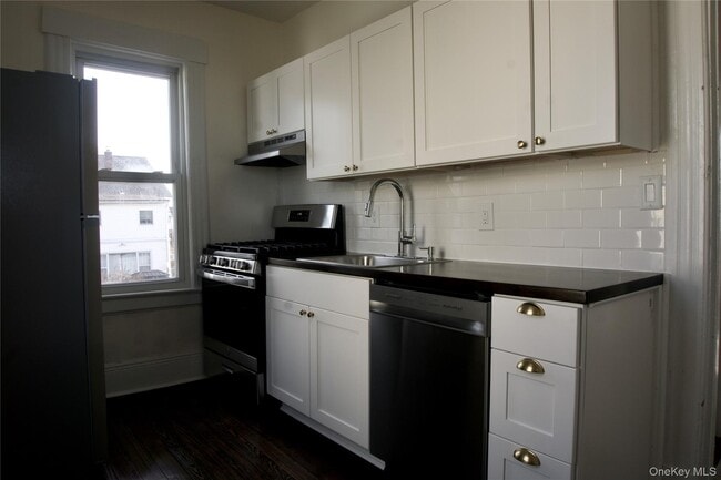 55 Vernon Ave in Rockville Centre, NY - Building Photo - Building Photo