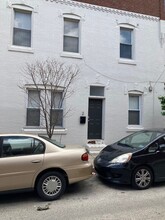 2326 S 12th St in Philadelphia, PA - Foto de edificio - Building Photo