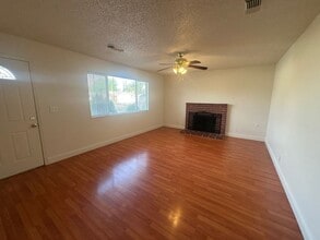 3451 Jupiter Dr in Sacramento, CA - Building Photo - Building Photo