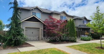 1810 College St in Philomath, OR - Building Photo