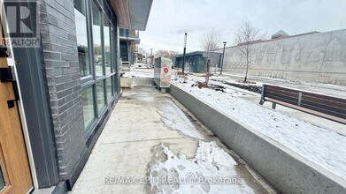 71 Curlew Dr in Toronto, ON - Building Photo - Building Photo