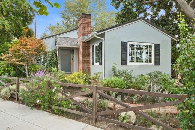property at 1526 Morningside Dr