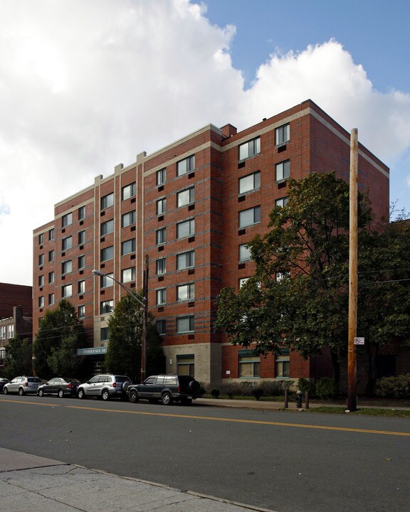 Hudson House in Riverdale, NY - Building Photo