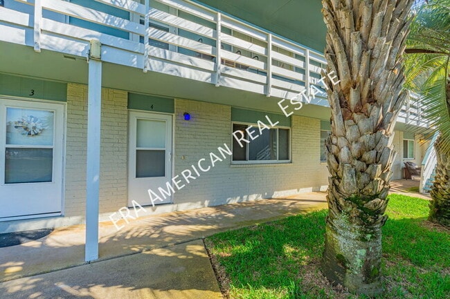 property at 726 Eglin Pkwy NE