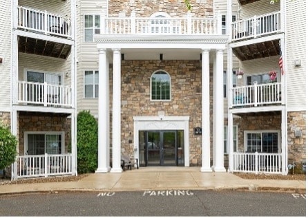 property at 21 Hampshire Rd