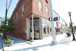 101 S Main St in Kirklin, IN - Building Photo