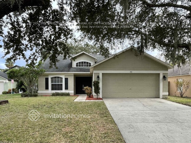 property at 733 Alto Pl