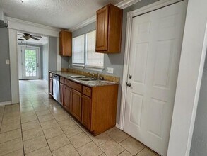 502 NW Euclid Ave in Lawton, OK - Building Photo - Building Photo