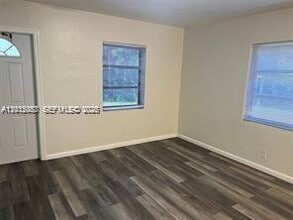 715 NE 6th St in Hallandale Beach, FL - Building Photo - Building Photo