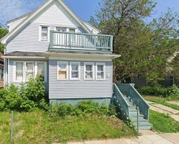 3012-3012A N 13th in Milwaukee, WI - Building Photo