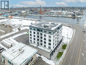 2-402 Dundas St W in Belleville, ON - Building Photo - Building Photo