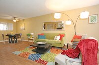 1BR, 1BA - 713 SF - Villa Toscana Apartments in Phoenix, Arizona