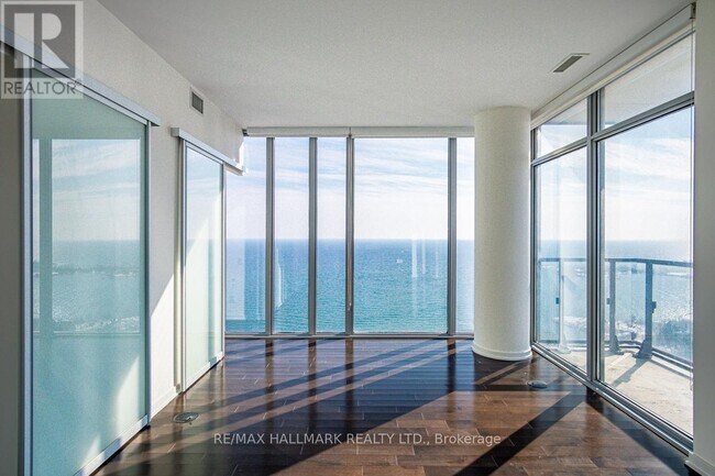 property at 105-3105 The Queensway