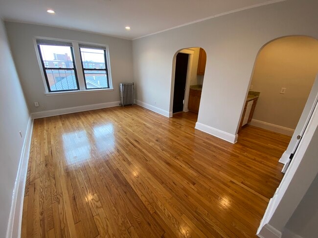 36 Madison St, Unit 4 in Somerville, MA - Building Photo - Building Photo