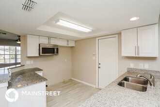 11440 Fox Run in Port Richey, FL - Building Photo - Building Photo