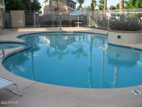 1811 S 39th St in Mesa, AZ - Building Photo - Building Photo