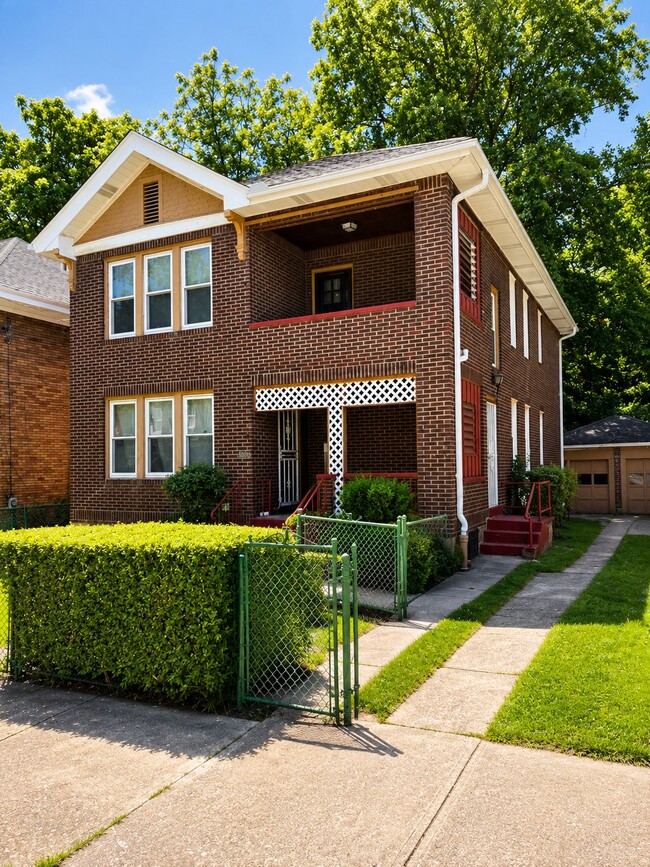 property at 1347 Grotto St