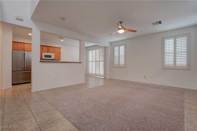 6348 War Emblem Ct in Las Vegas, NV - Building Photo - Building Photo