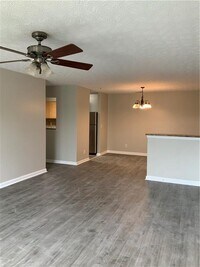 1301 Waldrop Pl photo'