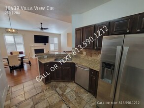 10439 Villa View Cir in Tampa, FL - Building Photo - Building Photo