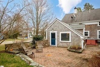 17 Liberty St in Sandwich, MA - Building Photo - Building Photo