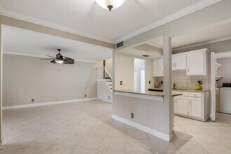 7200 NW 2nd Ave in Boca Raton, FL - Building Photo - Building Photo