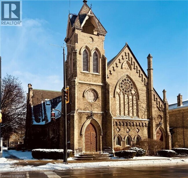 21 Richmond St in Brantford, ON - Building Photo - Building Photo