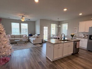 1008 Meridian Dr in Baton Rouge, LA - Building Photo - Building Photo