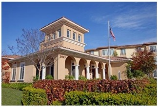 Hidden Valley in Simi Valley, CA - Foto de edificio - Building Photo