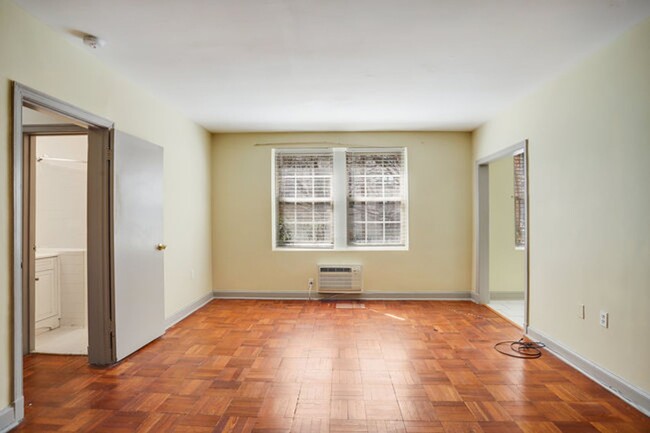 property at 3051 Idaho Ave NW