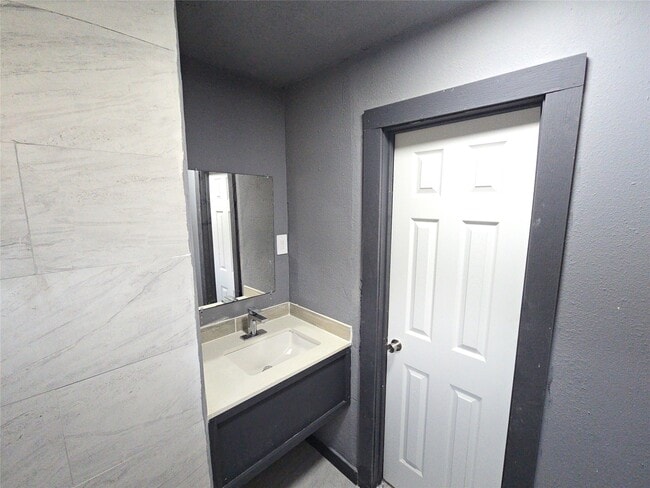 property at 9010 Linda Vista Rd