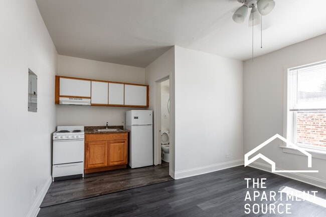 property at 3957 W Irving Park Rd