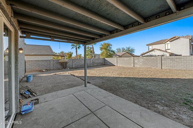 1526 W St Anne Ave in Phoenix, AZ - Building Photo - Building Photo