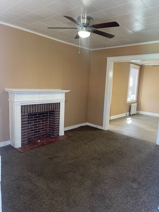 1123 Darley Ave in Baltimore, MD - Building Photo