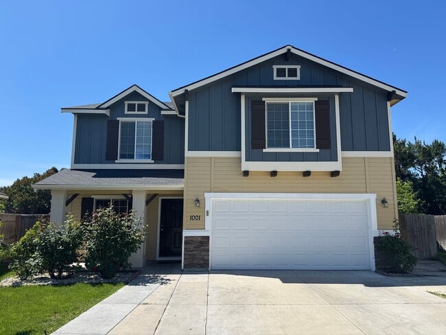 property at 1001 N Dove Ave