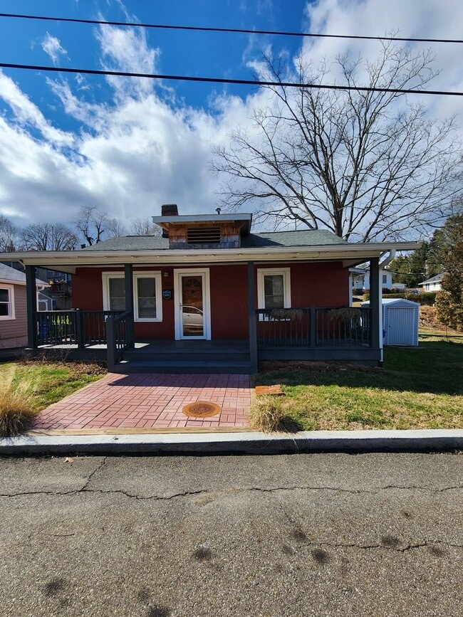 50 Jarrett St in Asheville, NC - Building Photo - Building Photo