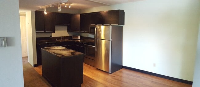 5110 Williams Fork Trl, Unit 201 in Boulder, CO - Foto de edificio - Building Photo