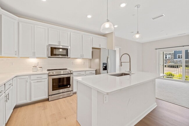 property at 2 Stratton Dr