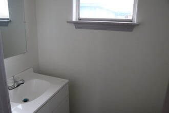 2772 El Paso Ave in Ingleside, TX - Building Photo - Building Photo