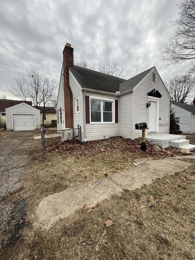 3520 Cleveland Ave in Dayton, OH - Building Photo - Building Photo