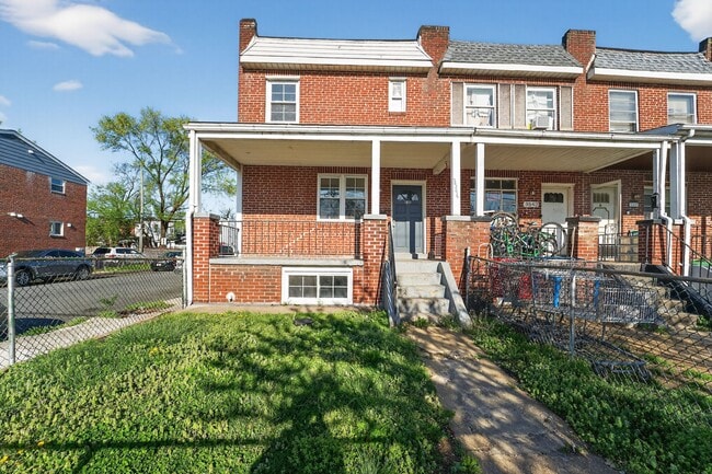 property at 3544 4th St