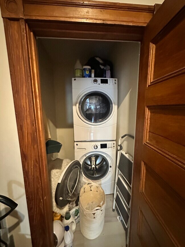 174 Saint Alphonsus St, Unit 3 in Boston, MA - Building Photo - Building Photo