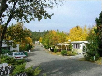 Frontier Hills Mobile Home Park in Shasta, CA - Building Photo