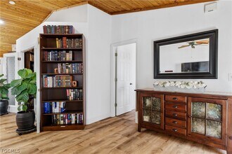 2846 SW 25th Pl in Cape Coral, FL - Building Photo - Building Photo