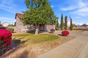 3722 N 105th Dr in Avondale, AZ - Building Photo - Building Photo