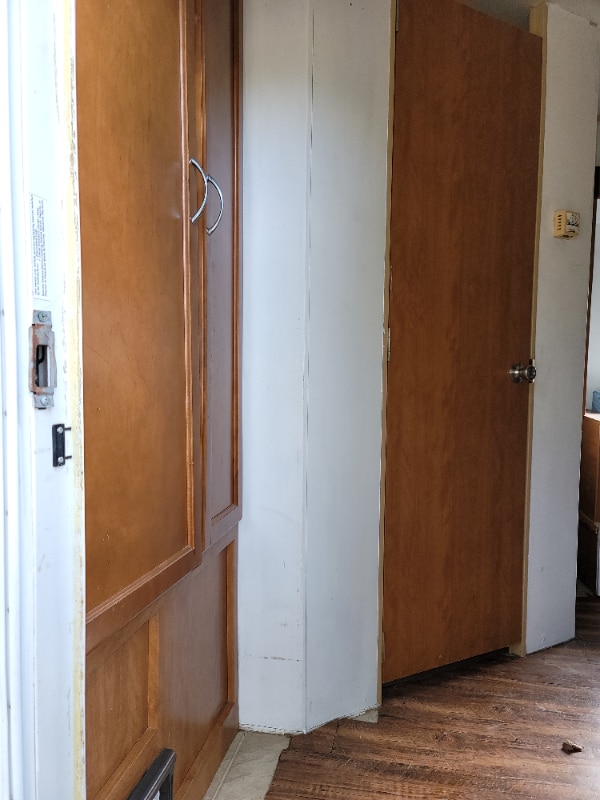 446 Co Rd 90B in Gonzales, TX - Building Photo - Building Photo