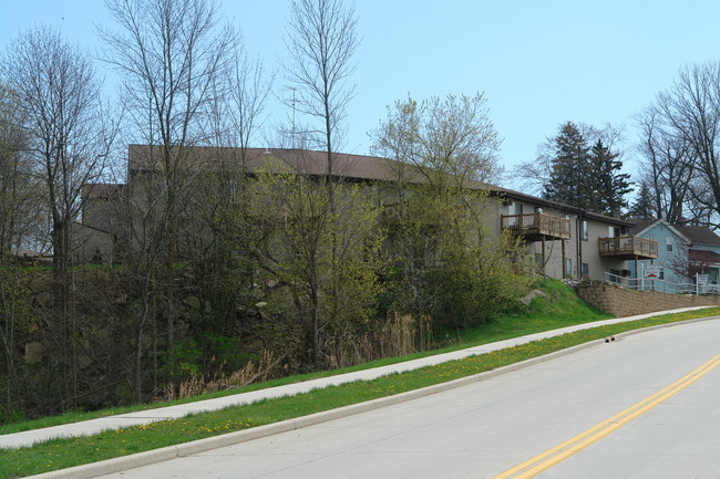 3667 N 20th St in Sheboygan, WI - Foto de edificio - Building Photo