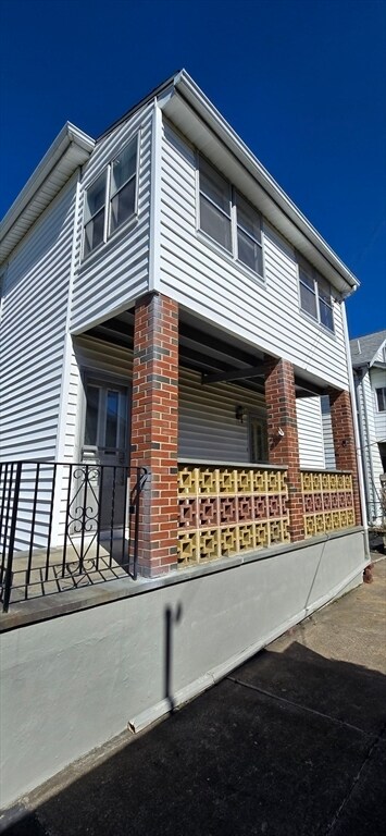 124 Bowdoin St in Medford, MA - Building Photo - Building Photo