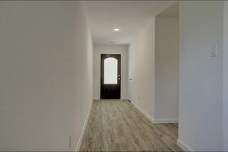 351 Red Clover in Livingston, TX - Building Photo - Building Photo