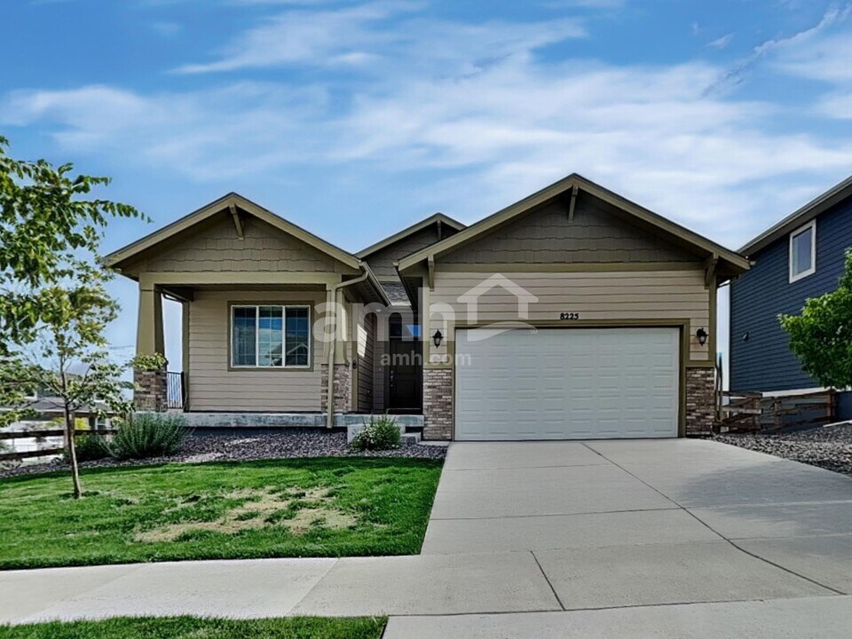 8225 Joyce St in Arvada, CO - Building Photo